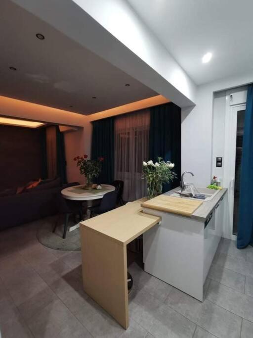 Live Minimal Apartment Athens